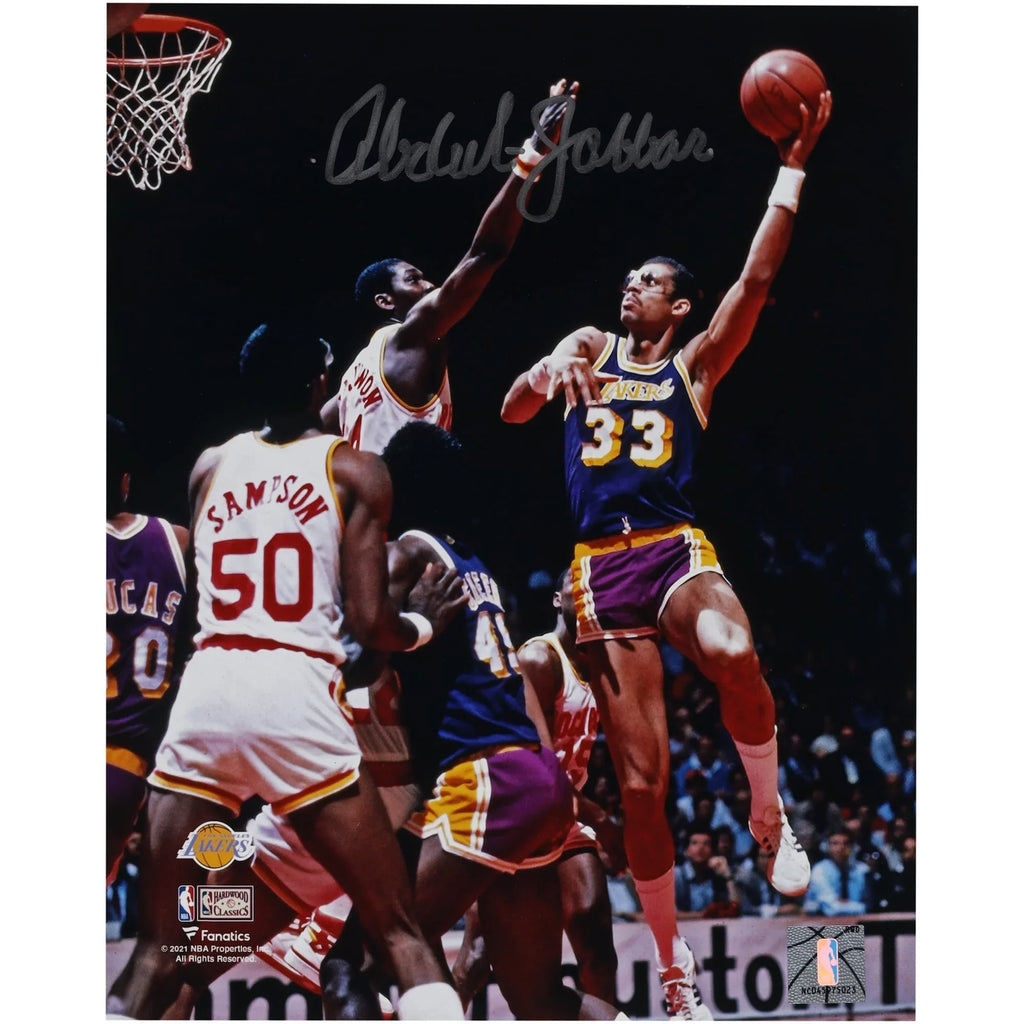 Kareem Abdul-Jabbar Signed 8 x 10 Photograph | Sky Hook vs. Houston Rockets