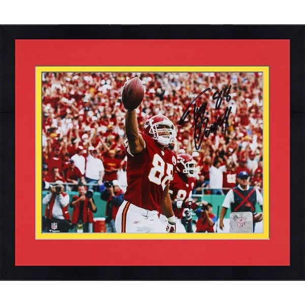 Tony Gonzalez Signed Kansas City Chiefs 8 x 10 Photo | Authenticated