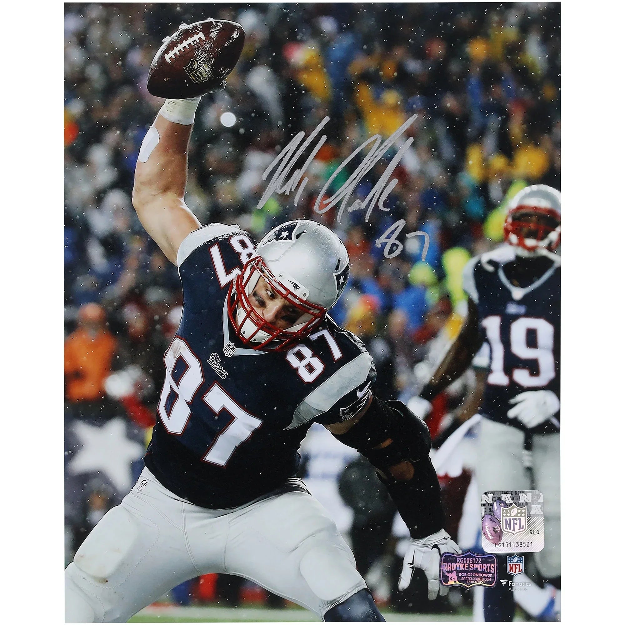 Rob Gronkowski Signed 8 x 10 Photo | New England Patriots
