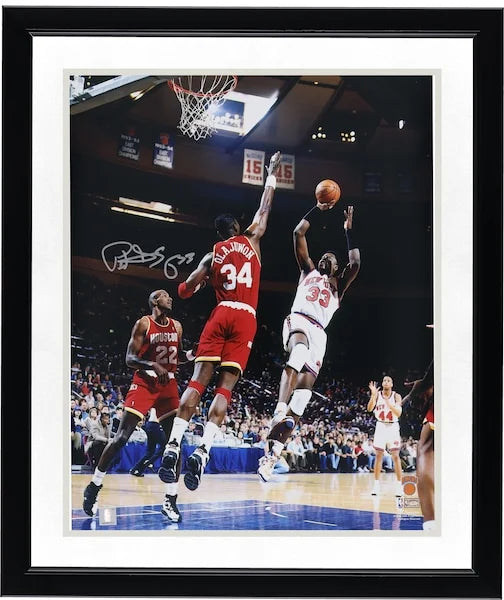 Patrick Ewing Signed 16 x 20 Photograph | Knicks Fadeaway vs. Rockets