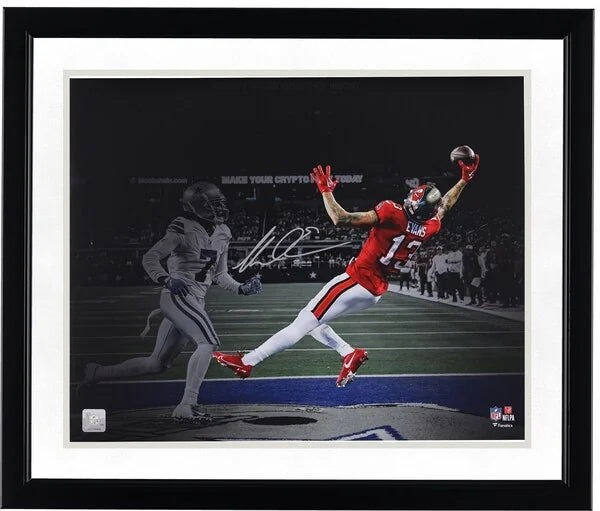Mike Evans Signed 16 x 20 One Handed Catch Photo | Buccaneers