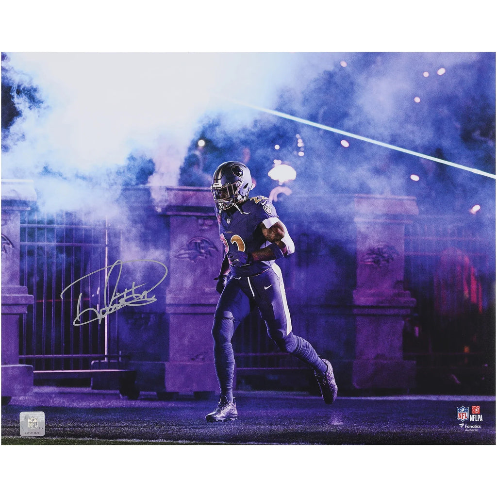 Derrick Henry Signed 16 x 20 Photo | Baltimore Ravens