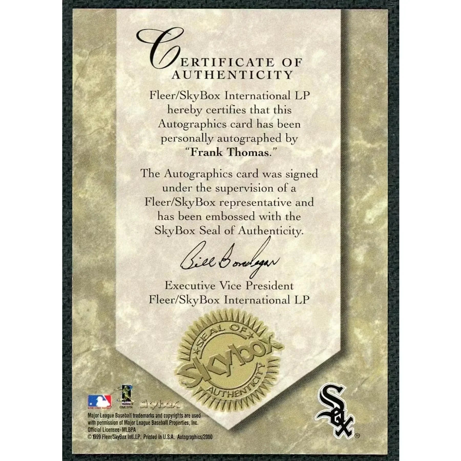 Frank Thomas Signed 1999 Skybox Autographics Card