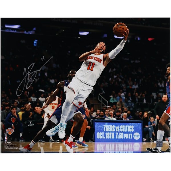Jalen Brunson New York Knicks Autographed Fanatics Authentic 16" x 20" Layup in White Photograph