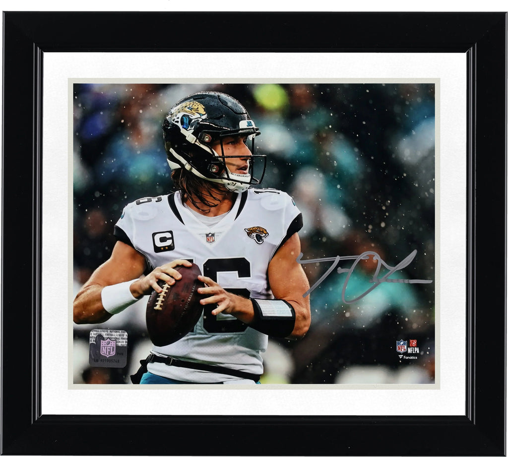Trevor Lawrence Signed 8 x 10 Signed Photograph | Jacksonville Jaguars