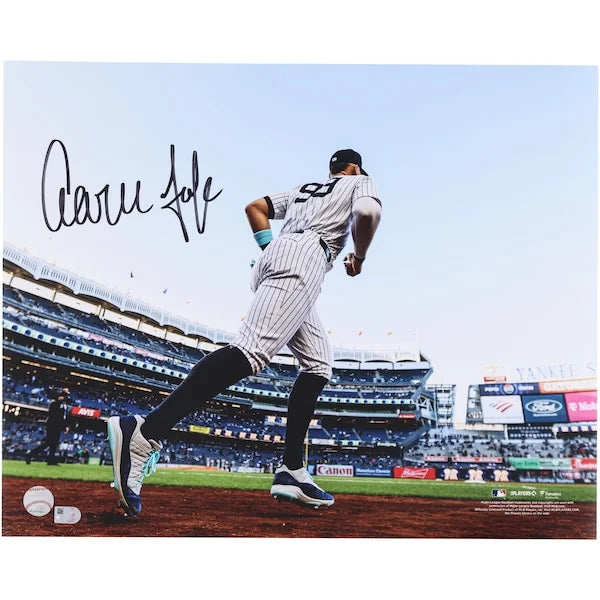 Aaron Judge Signed 16 x 20 Photograph | Yankees Dugout