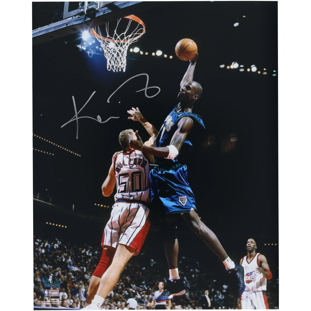 Kevin Garnett Signed Timberwolves 16 x 20 Photo | One-Handed Dunk