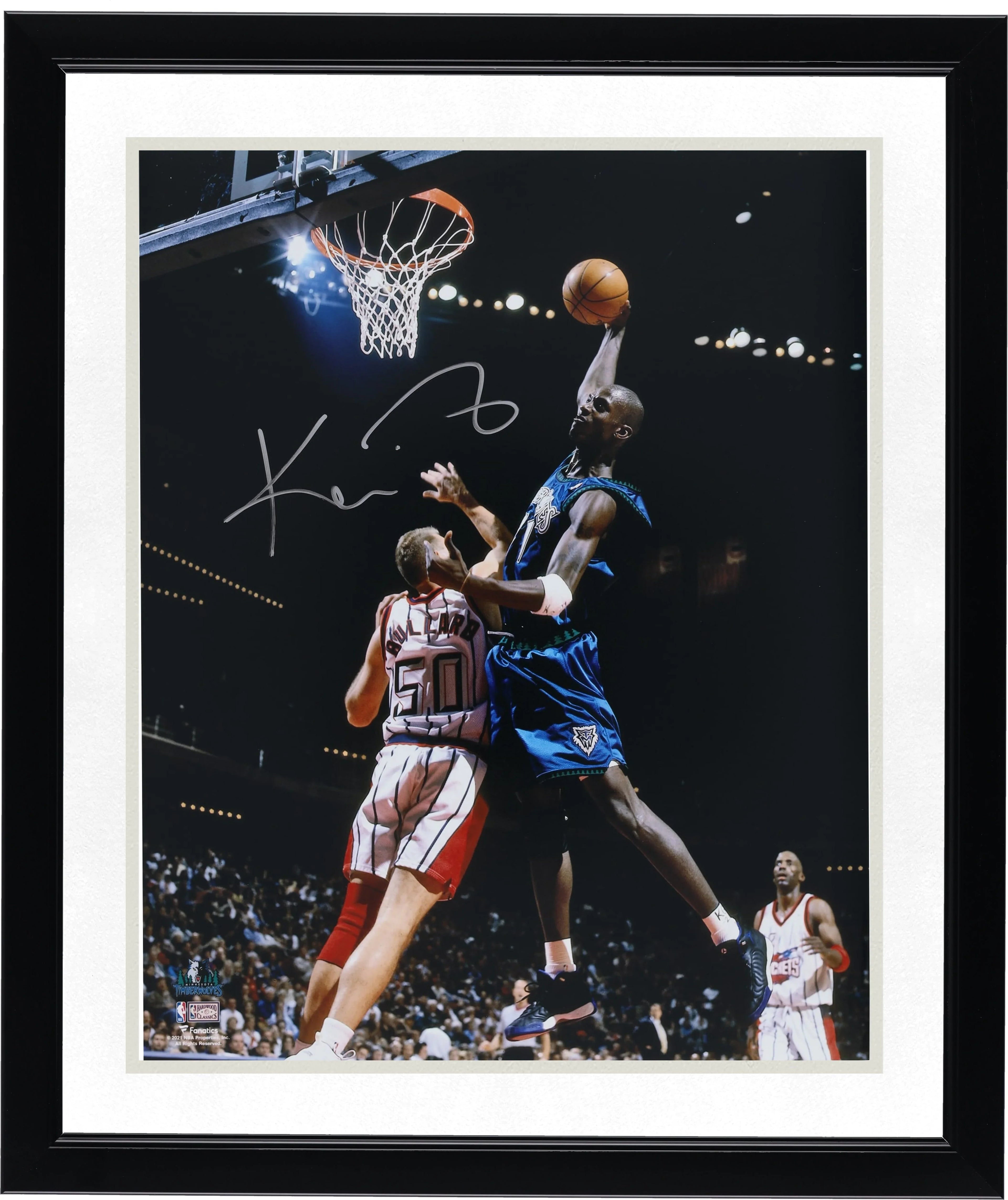 Kevin Garnett Signed Timberwolves 16 x 20 Photo | One-Handed Dunk
