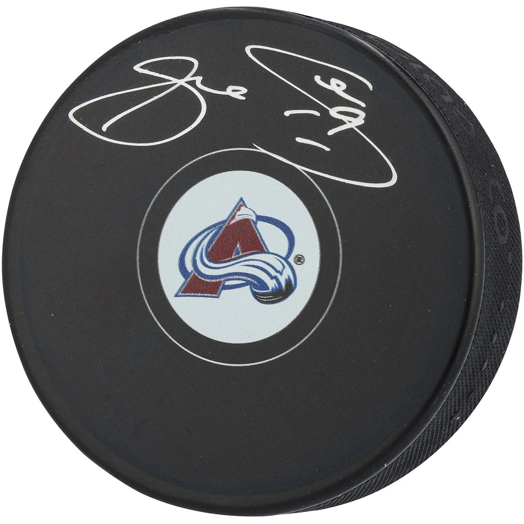 Joe Sakic Colorado Avalanche Autographed Hockey Puck - S