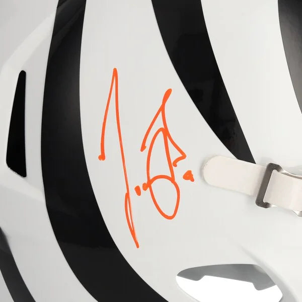 Joe Burrow Signed Cincinnati Bengals 2022 Alternate Riddell Speed Helmet | Authenticated
