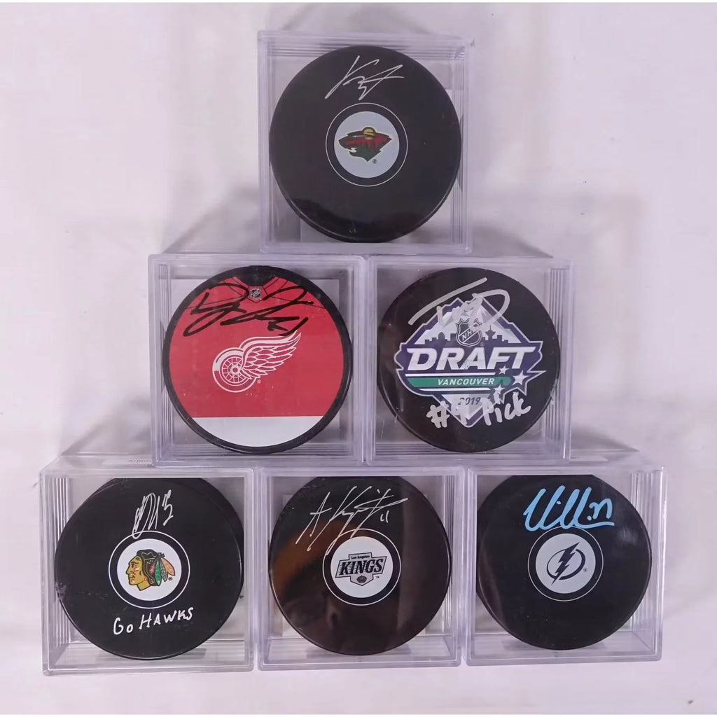 2025-26 Hit Parade Autographed Elite Hockey Puck Series 16 | Hobby Box