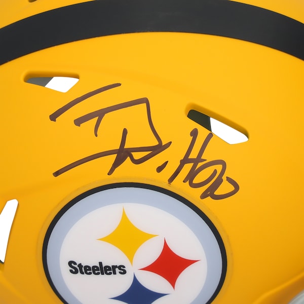 T.J. Watt Pittsburgh Steelers Autographed Fanatics Authentic Riddell 2025 Alternate Speed Mini Helmet