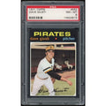 Dave Giusti 1971 Topps #562 Baseball Card | PSA 8