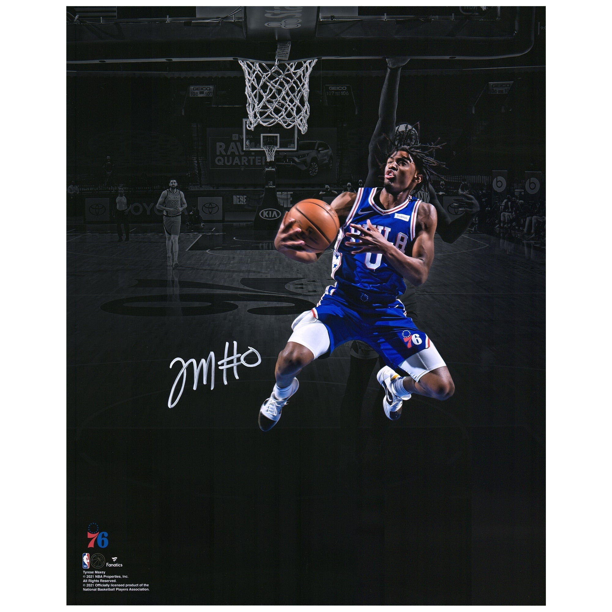 Tyrese Maxey Philadelphia 76ers Fanatics Authentic Autographed 16" x 20" Lay Up in Royal Photograph